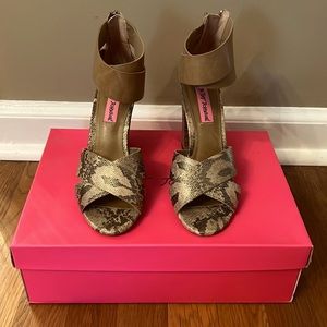 Betsey Johnson Sandals